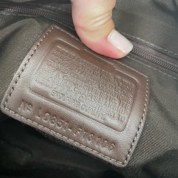 Vintage Coach small hobo leather purse - Picture 4 of 5